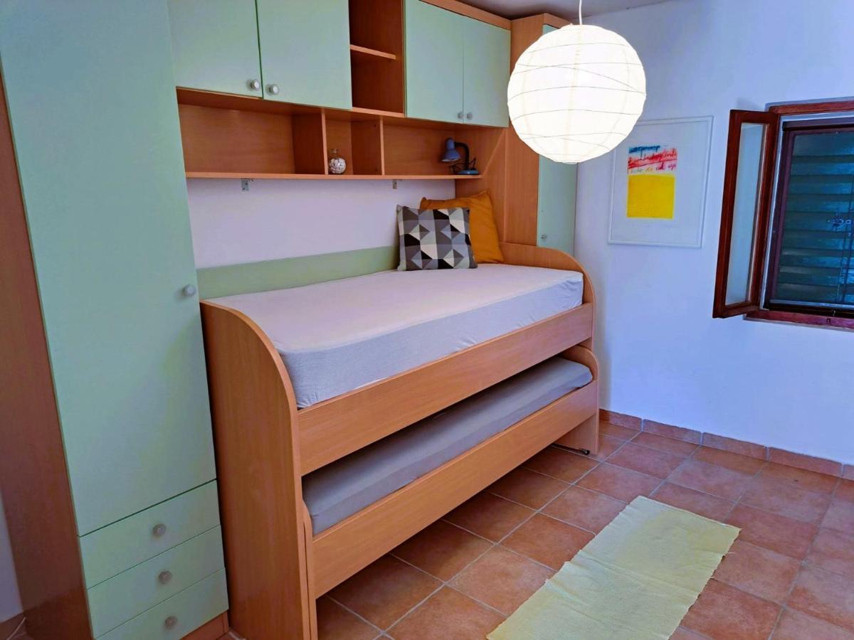 Family Apartment In Center Of Murter Luaran gambar