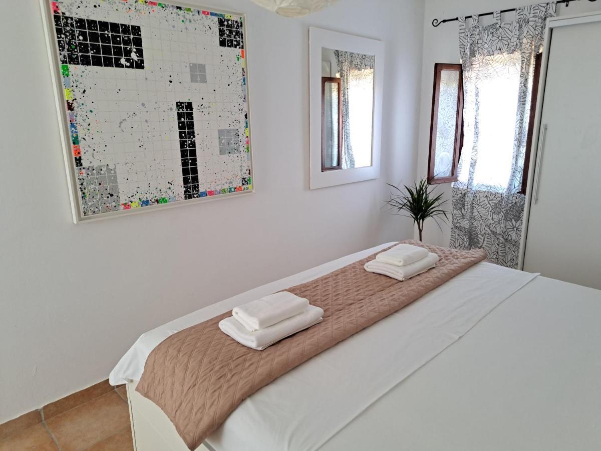 Family Apartment In Center Of Murter Luaran gambar