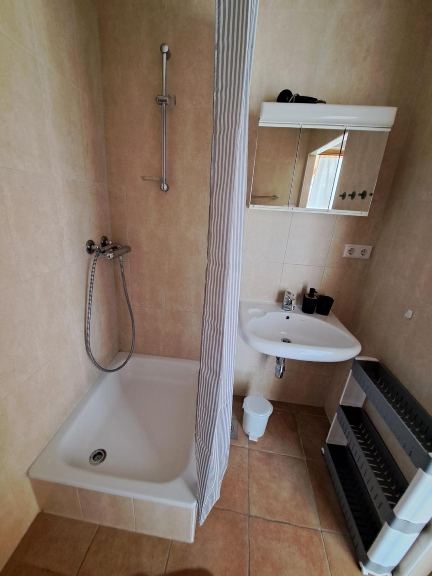 Family Apartment In Center Of Murter Luaran gambar
